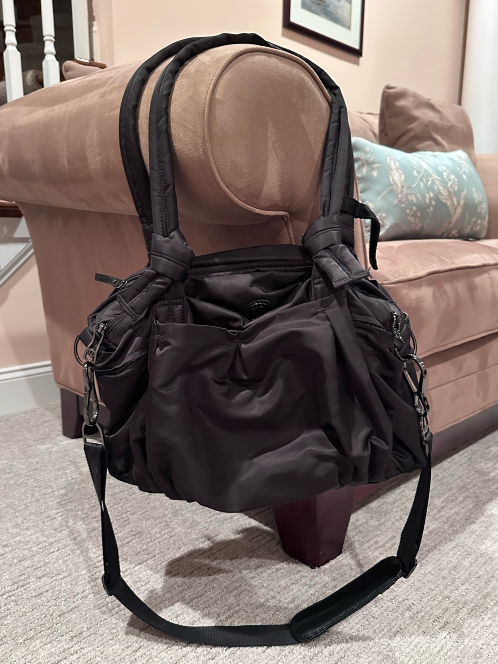 Lululemon Triumph Tote